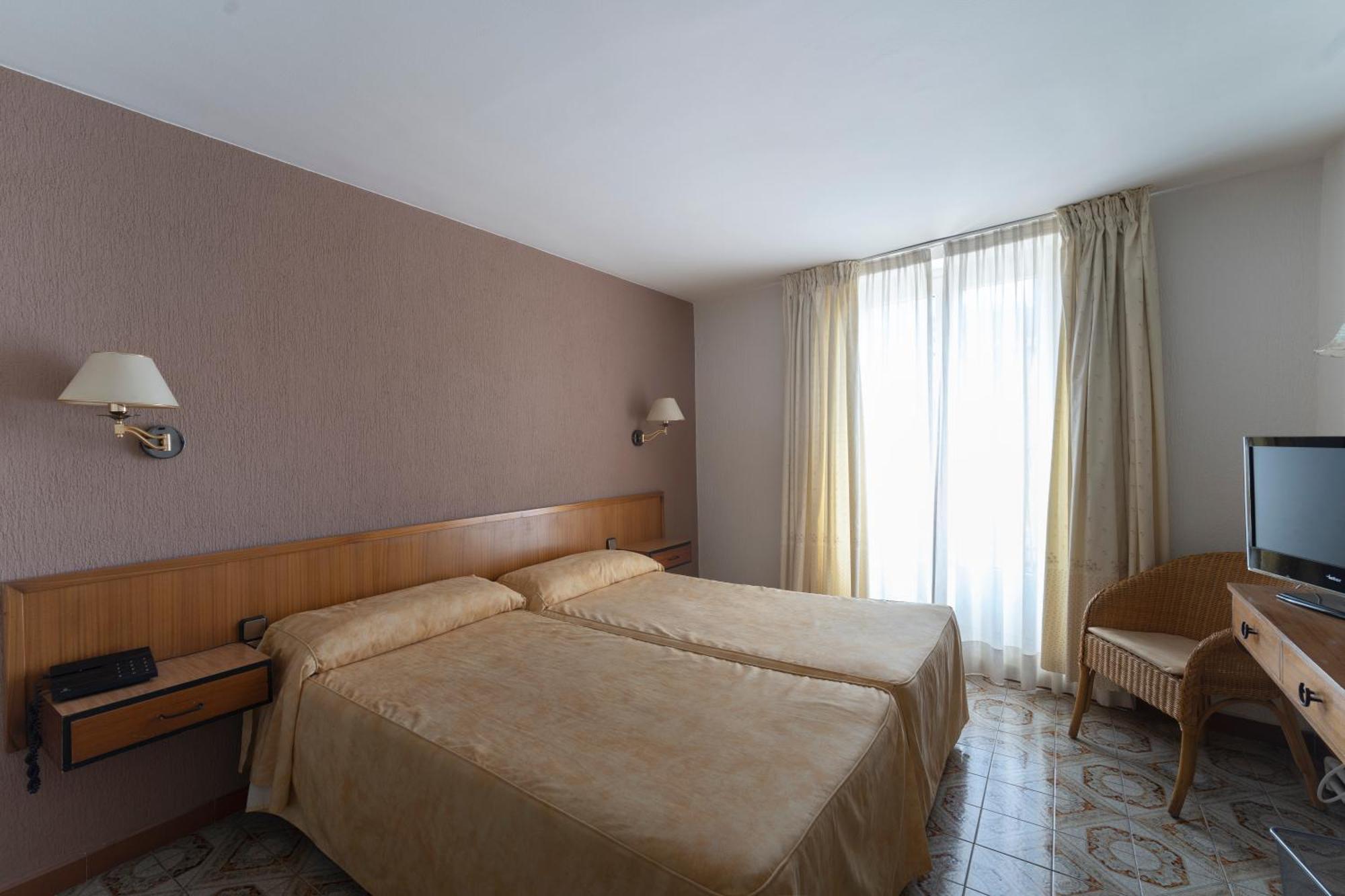 Hotel Tall De Conill Capellades Exterior foto